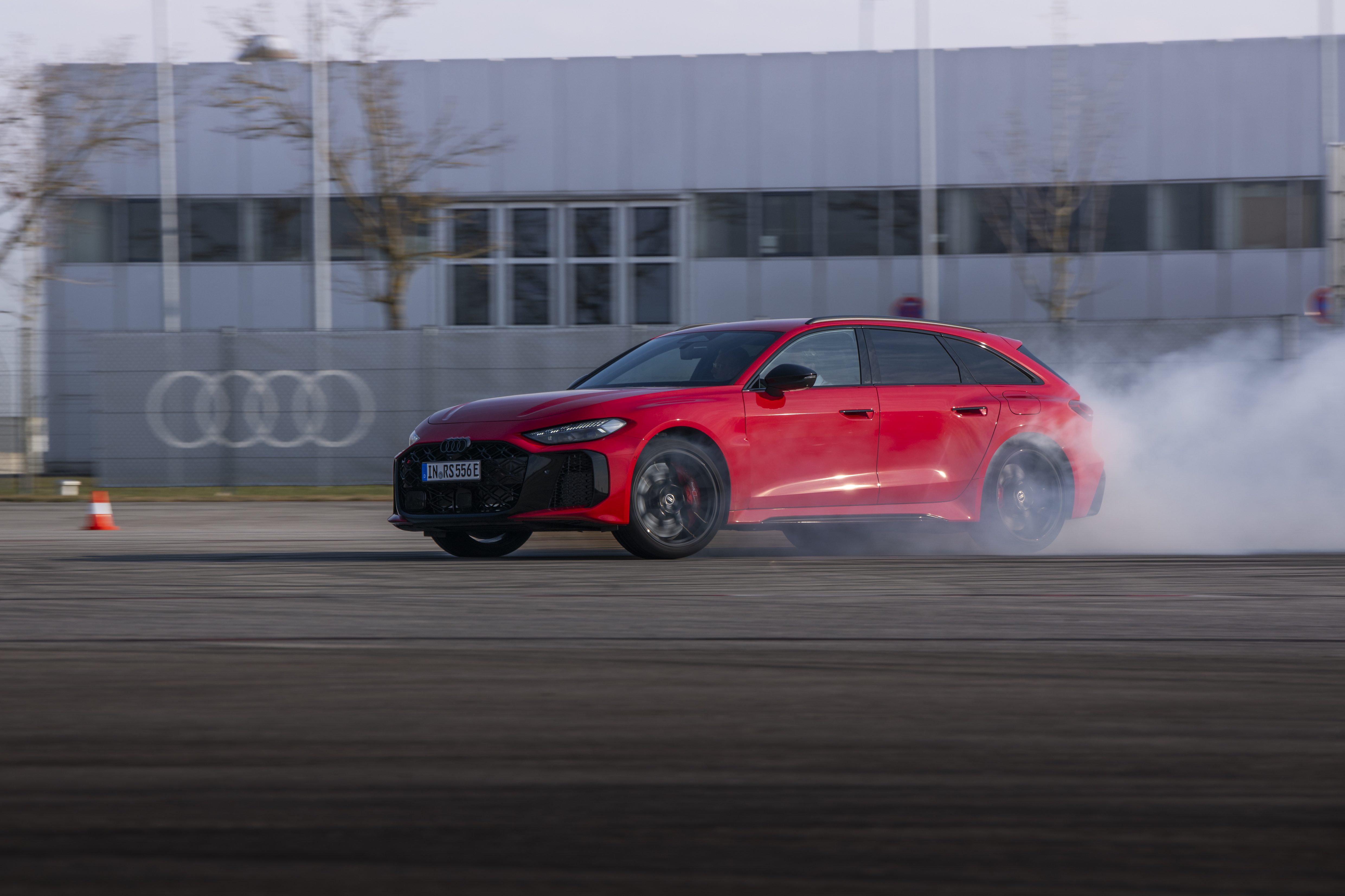 Novo Audi RS 5 estreia-se como híbrido plug-in  | Galeria de Imagens 7