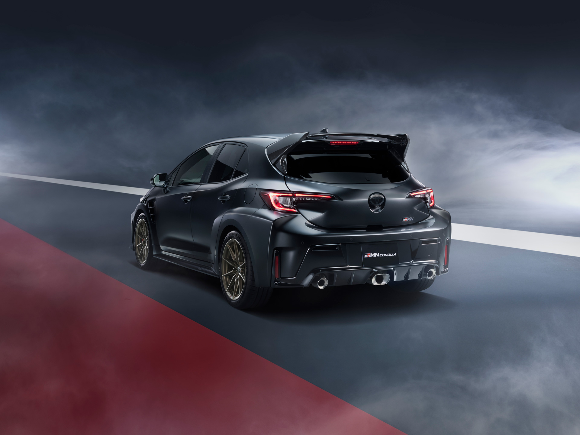 Toyota leva o Corolla GRMN desenvolvido na pista Nürburgring | Galeria de Imagens 2