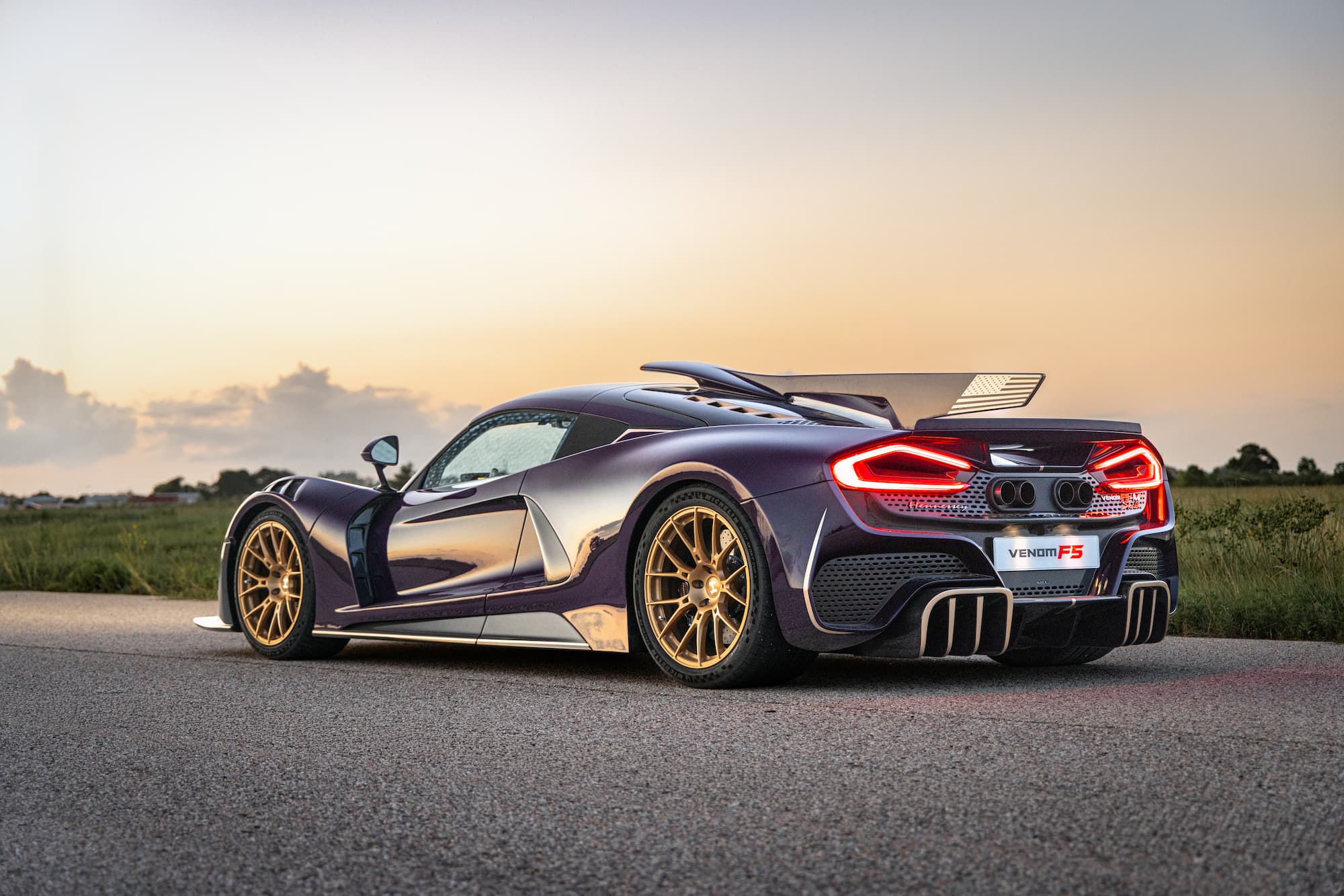 Hennessey leva o Venom F5-M manual de 2.031 cv até Goodwood | Galeria de Imagens 2