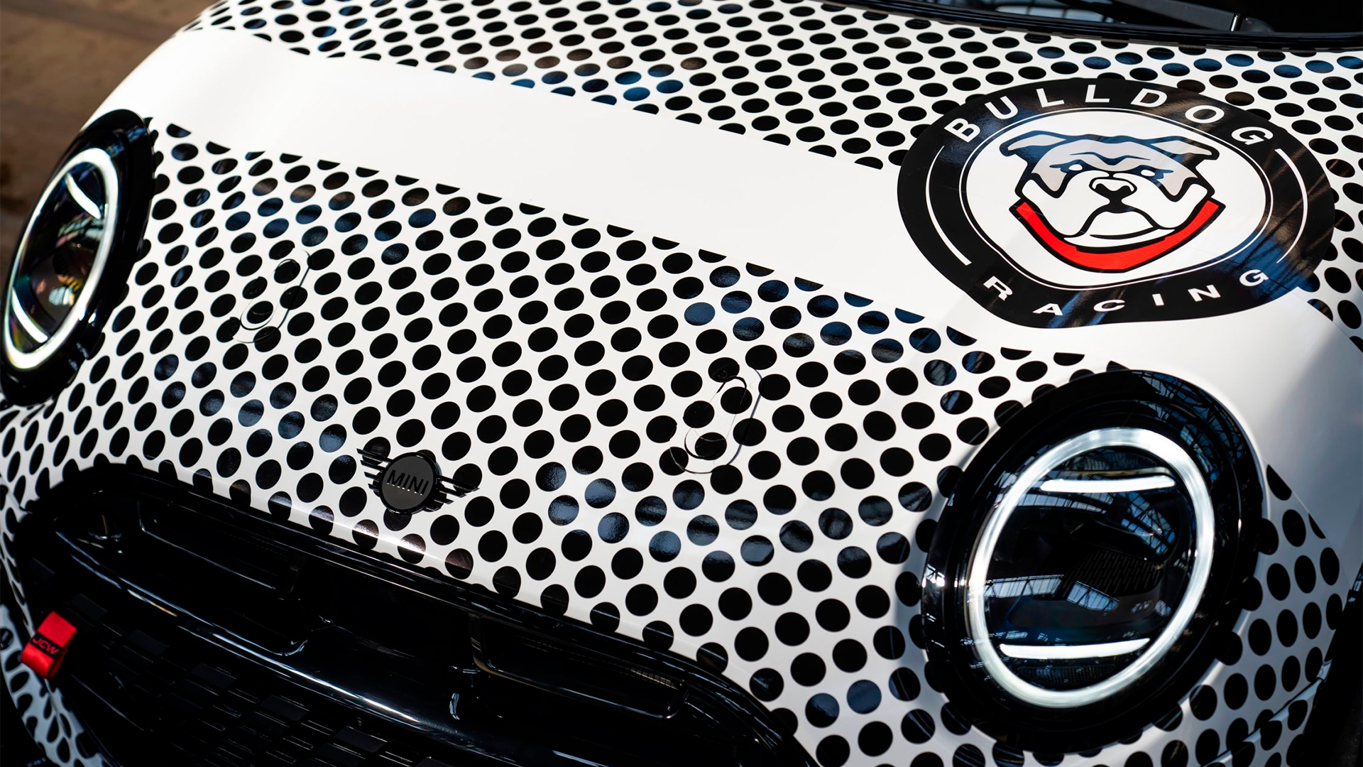 MINI e Bulldog Racing juntos outra vez em Nürburgring | Galeria de Imagens 13