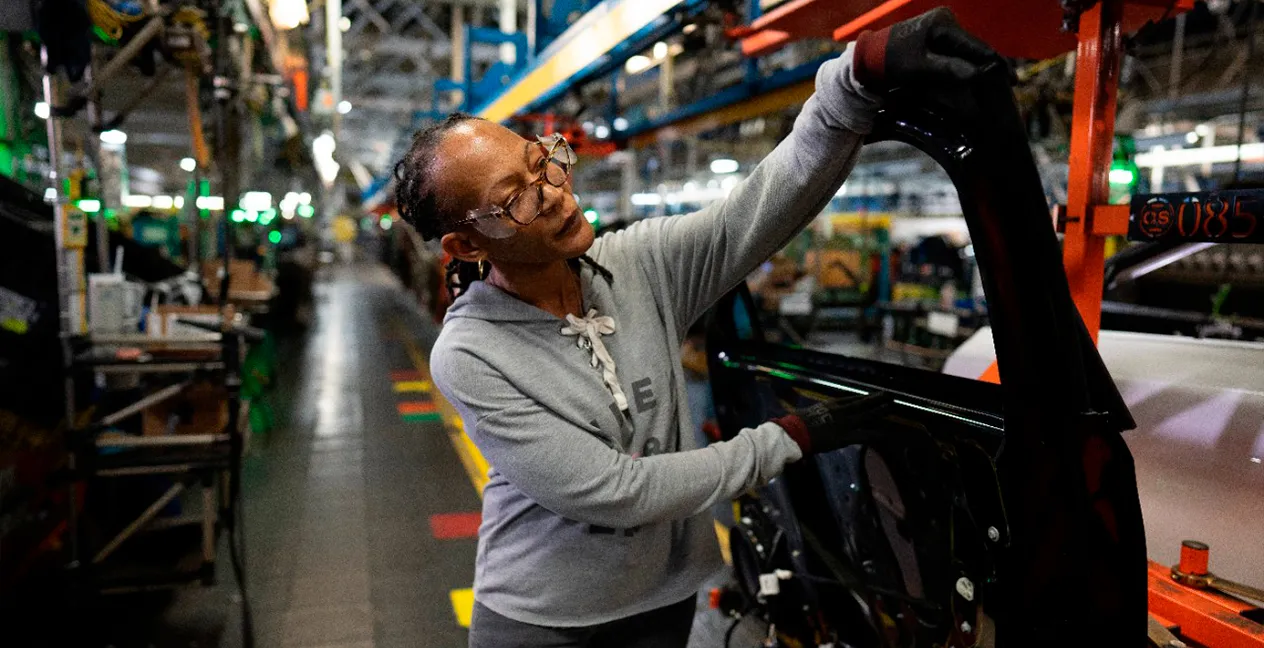 General Motors anuncia investimento de 4 mil milhões para reforçar produção nos EUA