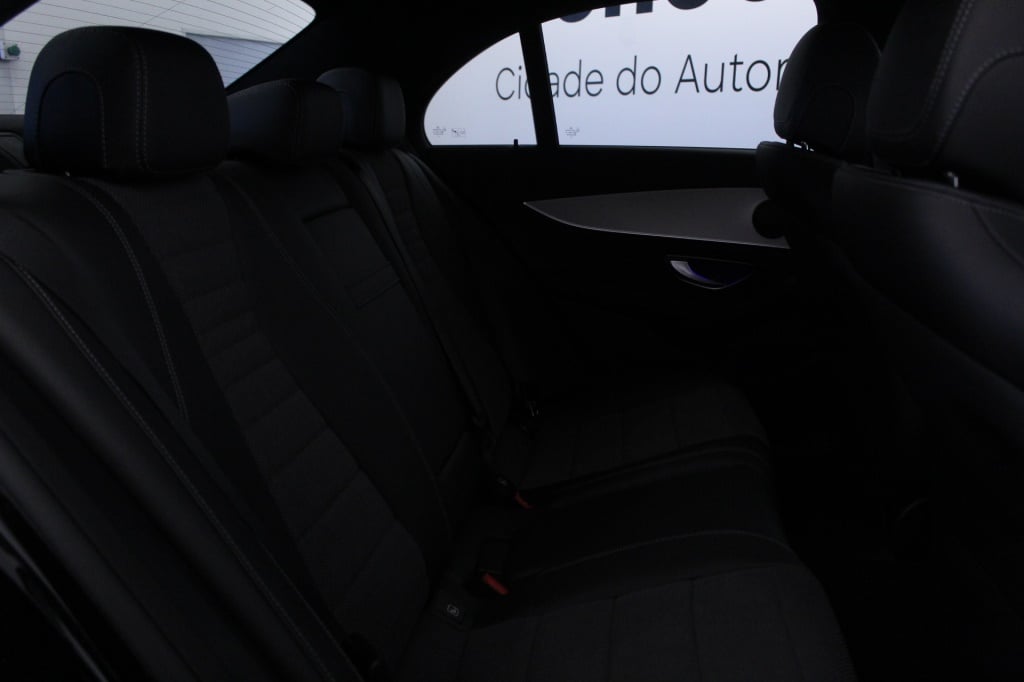 Mercedes-Benz Classe E - 300