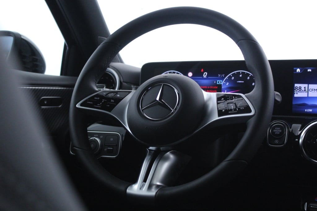 Mercedes-Benz Classe A - 200