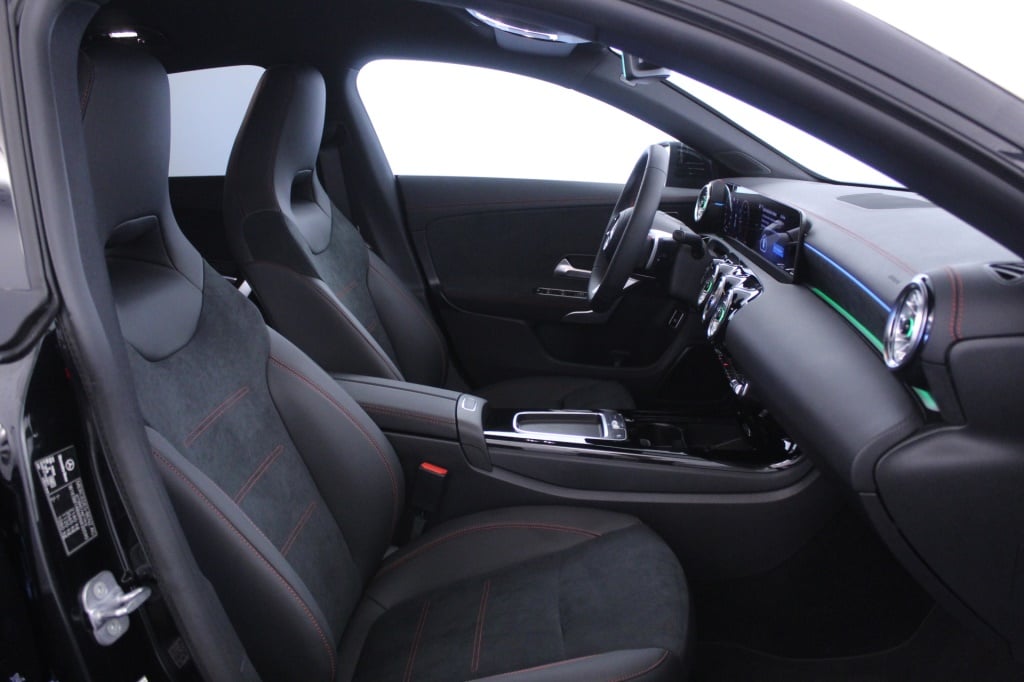 Mercedes-Benz Classe CLA - 180