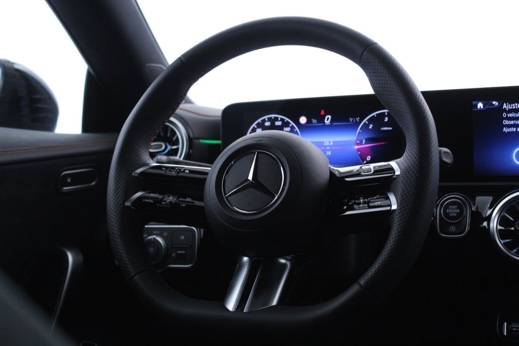 Mercedes-Benz Classe CLA - 180