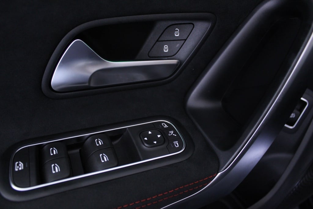 Mercedes-Benz Classe CLA - 180