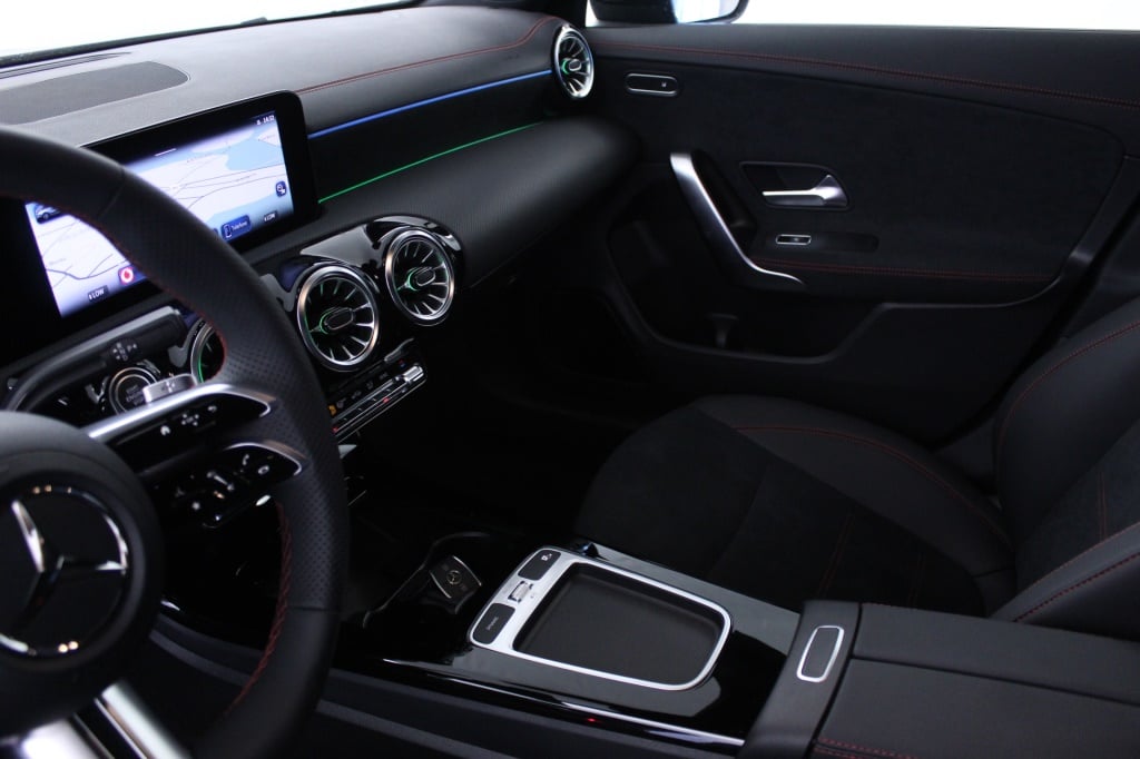 Mercedes-Benz Classe CLA - 180