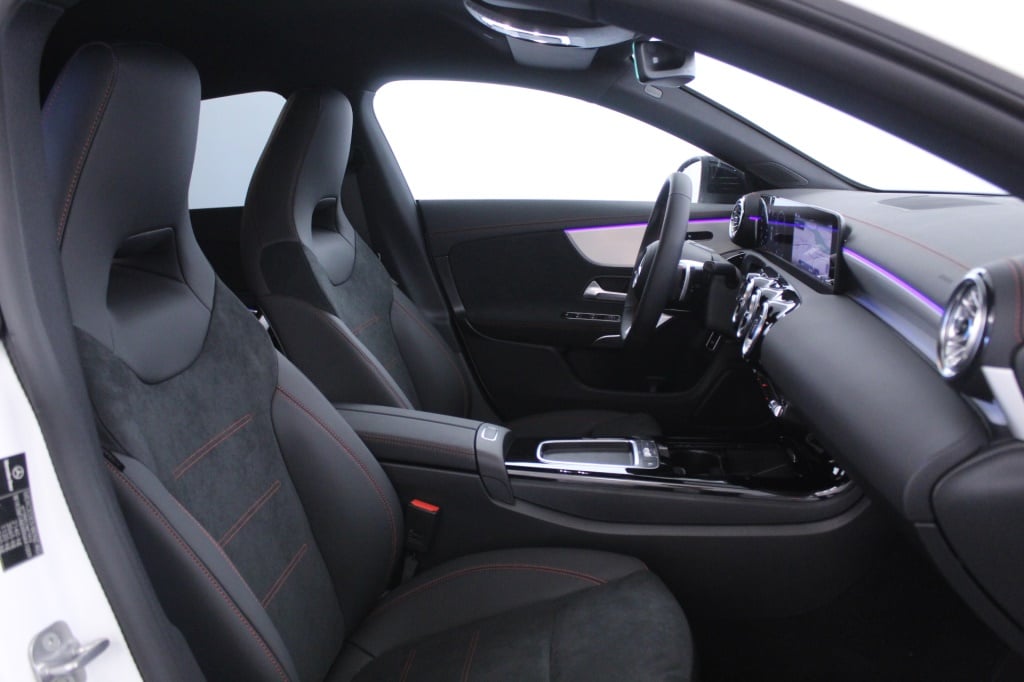 Mercedes-Benz Classe CLA - 180