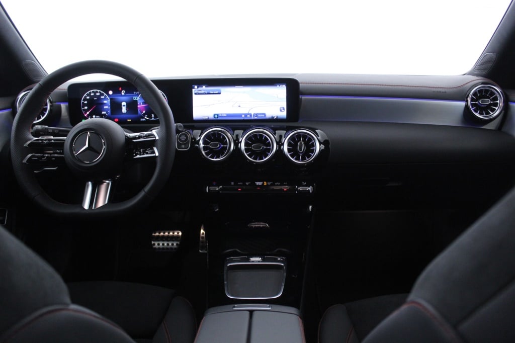 Mercedes-Benz Classe CLA - 180