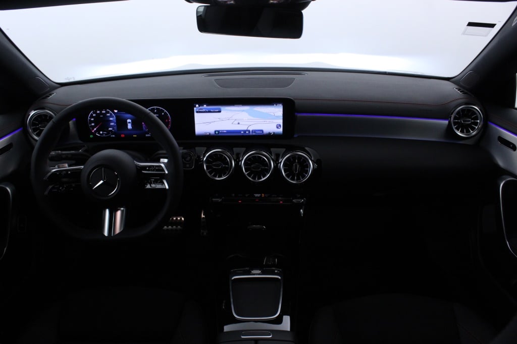 Mercedes-Benz Classe CLA - 180