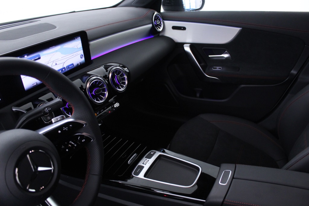 Mercedes-Benz Classe CLA - 180