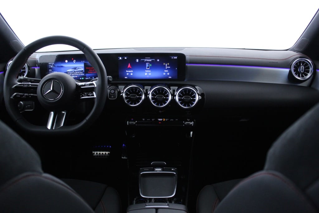 Mercedes-Benz Classe CLA - 180