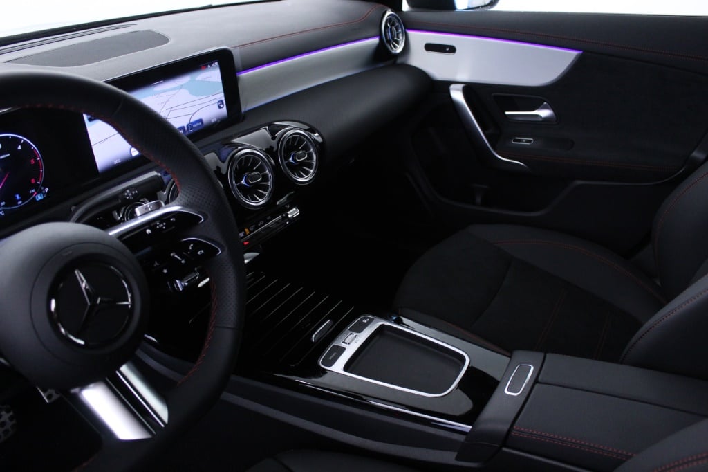 Mercedes-Benz Classe CLA - 180