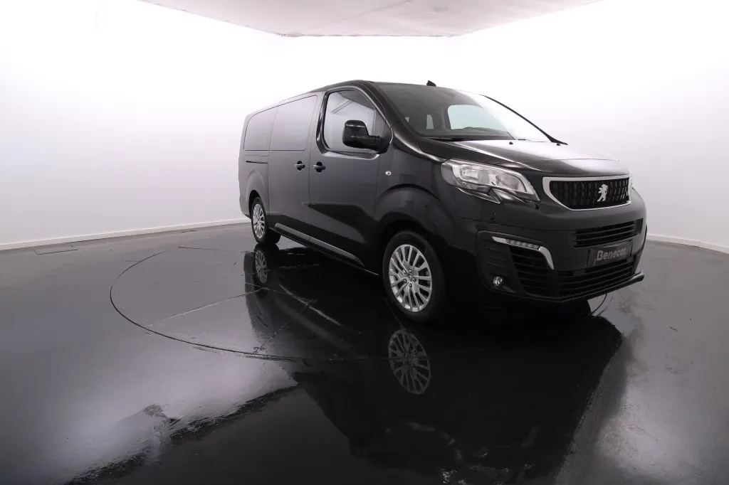Peugeot e-Traveller
