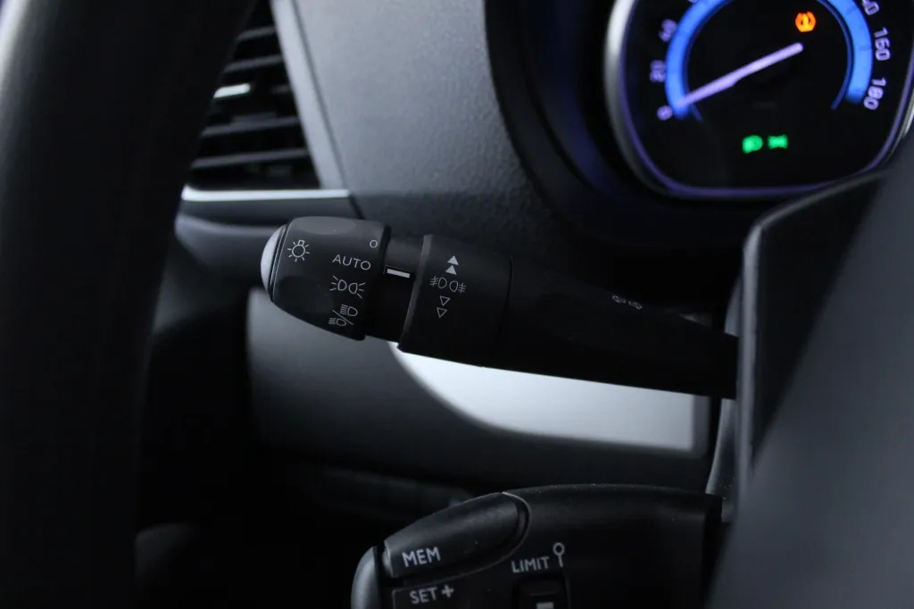 Peugeot e-Traveller
