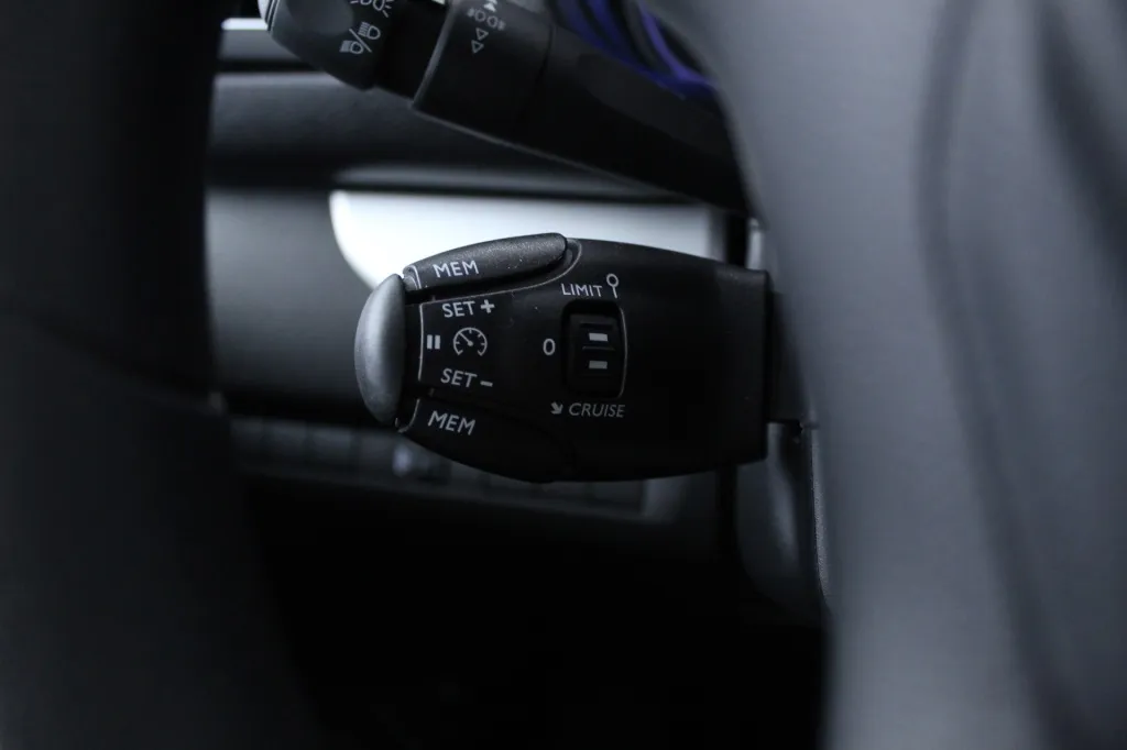 Peugeot e-Traveller