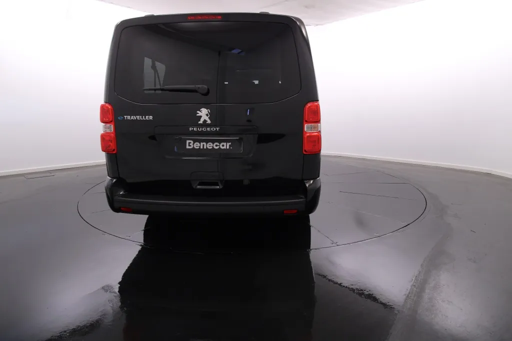 Peugeot e-Traveller