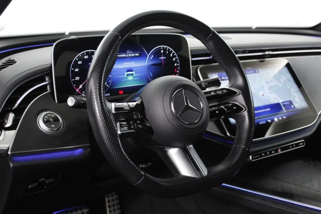 Mercedes-Benz Classe E - 300