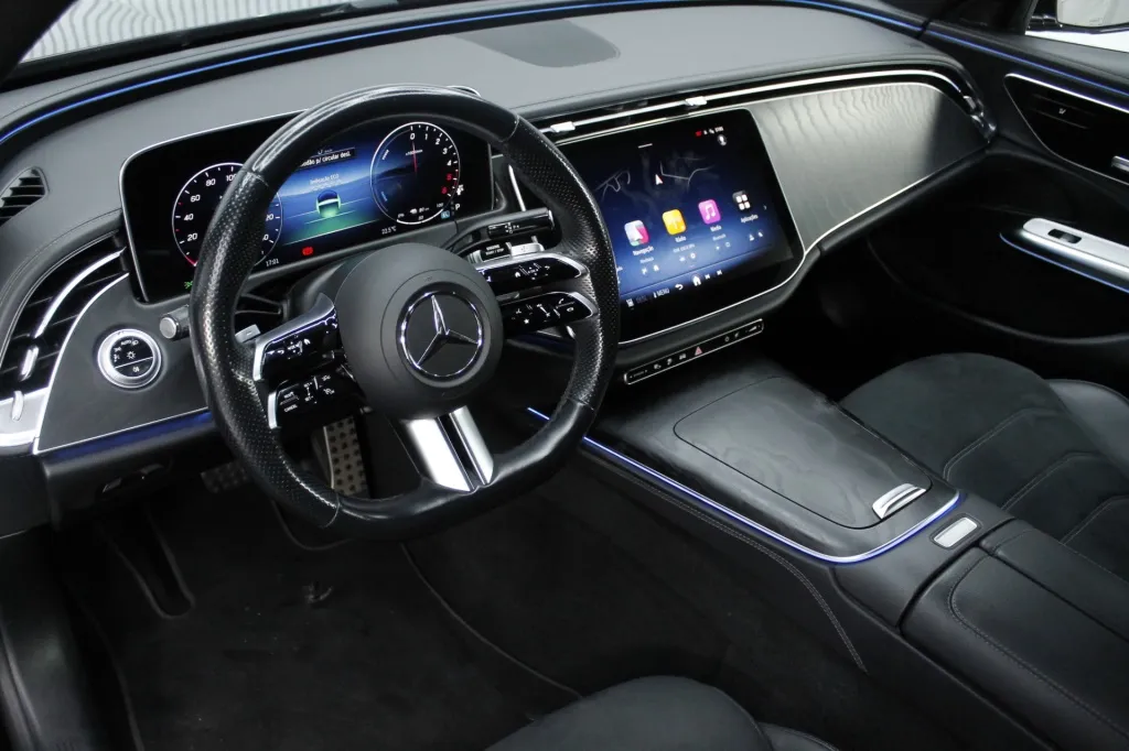 Mercedes-Benz Classe E - 300