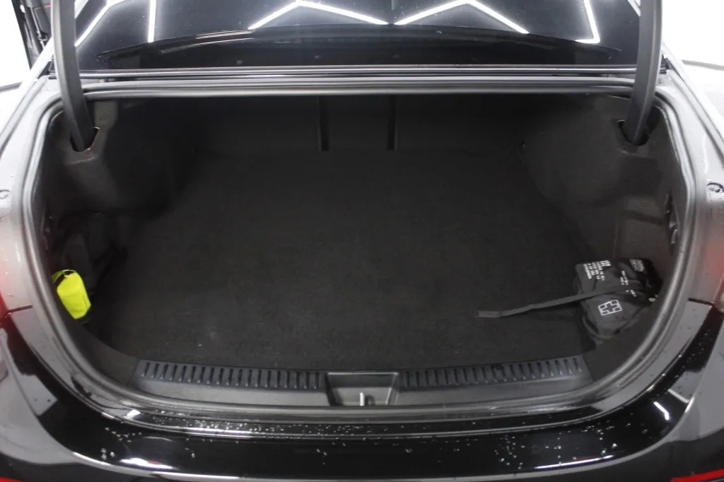 Mercedes-Benz Classe E - 300