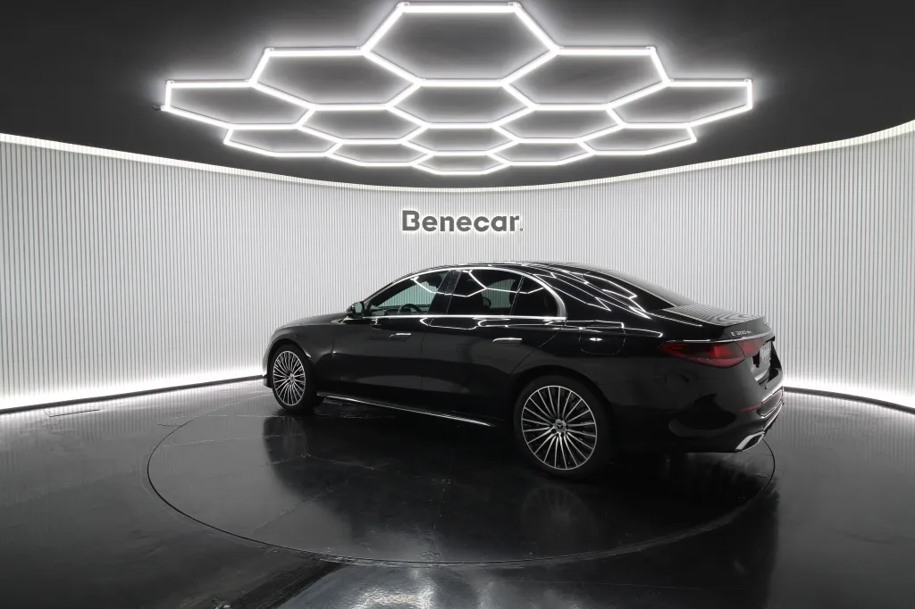 Mercedes-Benz Classe E - 300