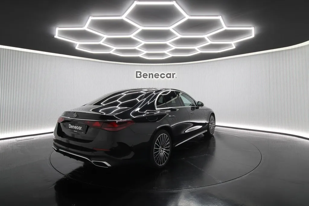 Mercedes-Benz Classe E - 300