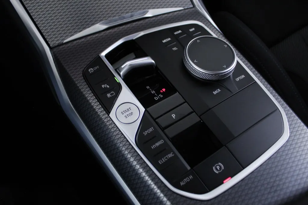 BMW Serie 3 - 330e