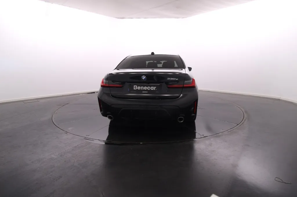 BMW Serie 3 - 330e