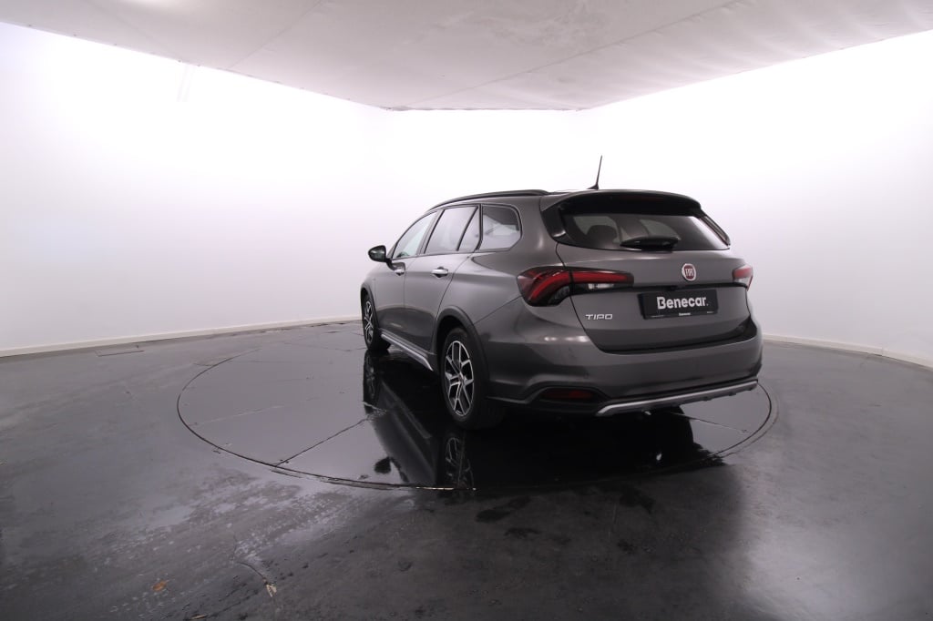 Fiat Tipo Station Wagon Cross