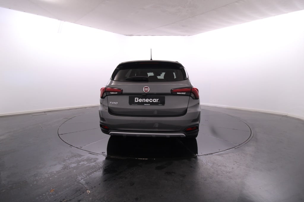 Fiat Tipo Station Wagon Cross