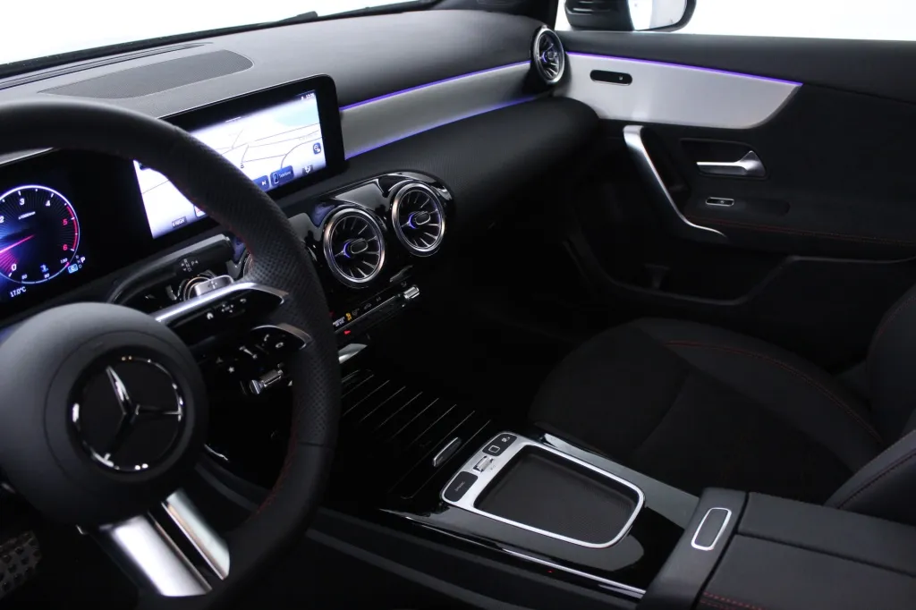 Mercedes-Benz Classe A - 180