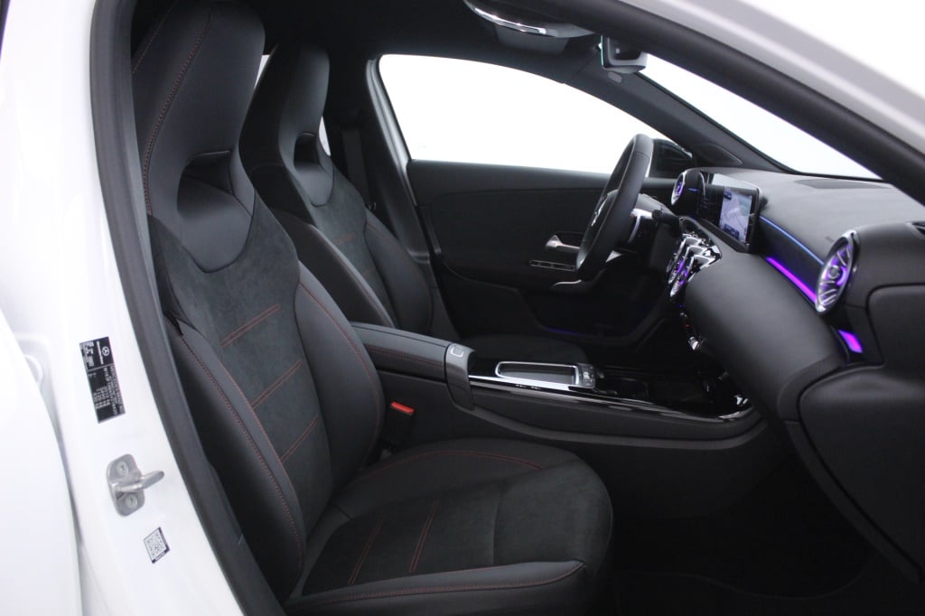 Mercedes-Benz Classe A - 180