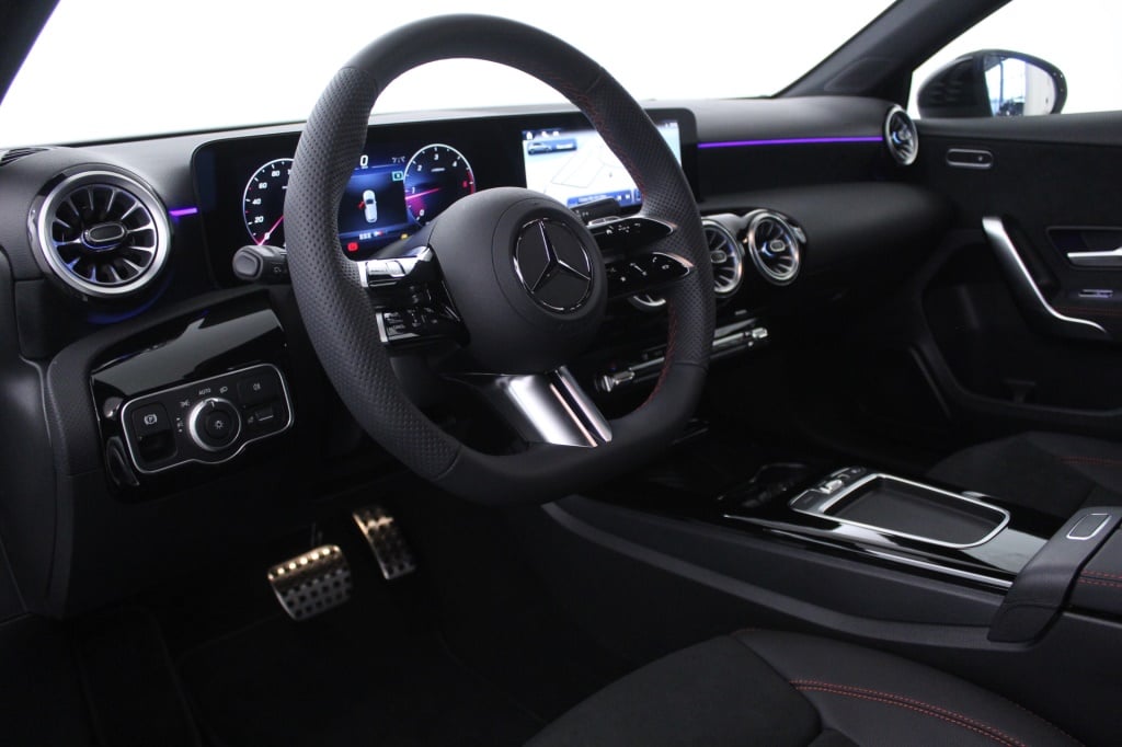 Mercedes-Benz Classe A - 180