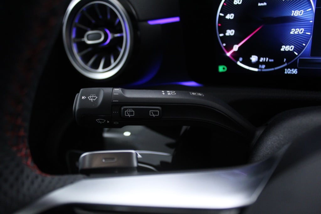 Mercedes-Benz Classe A - 180