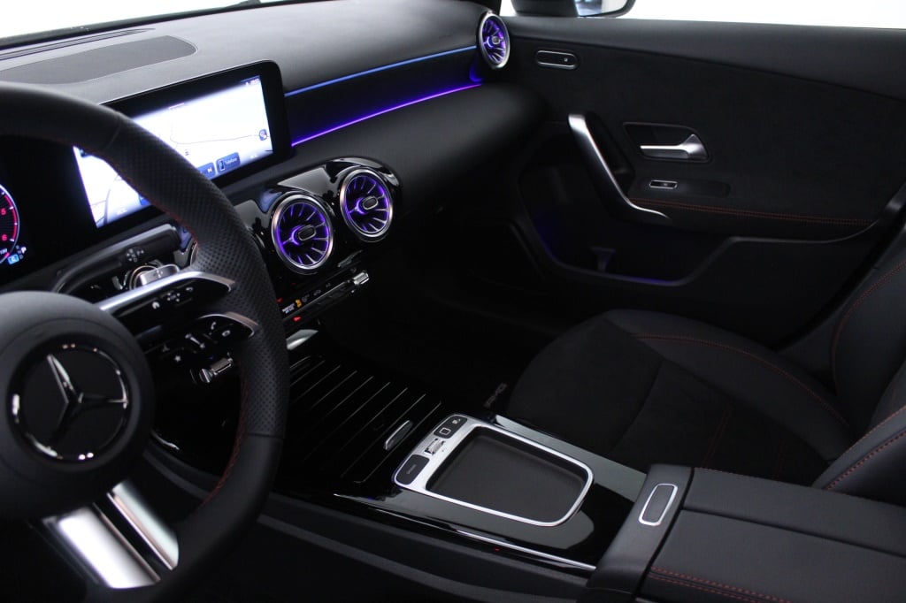 Mercedes-Benz Classe A - 180