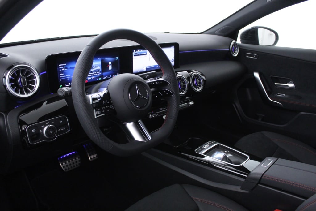 Mercedes-Benz Classe A - 180