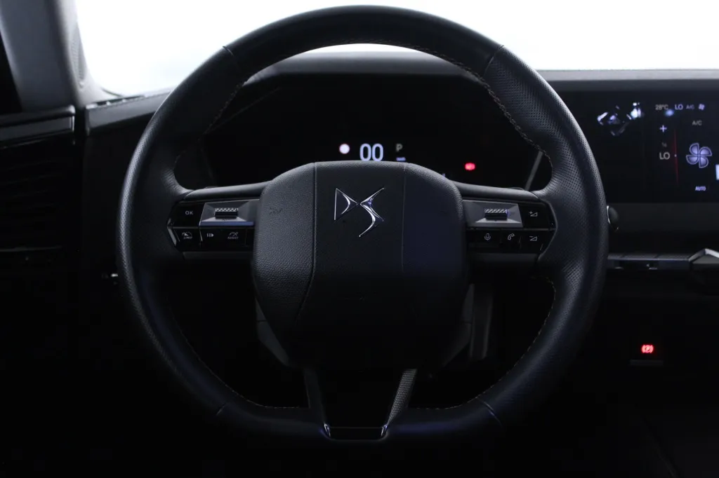 DS DS4