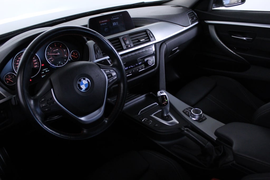 BMW Serie 4 - 418 Gran Coupé