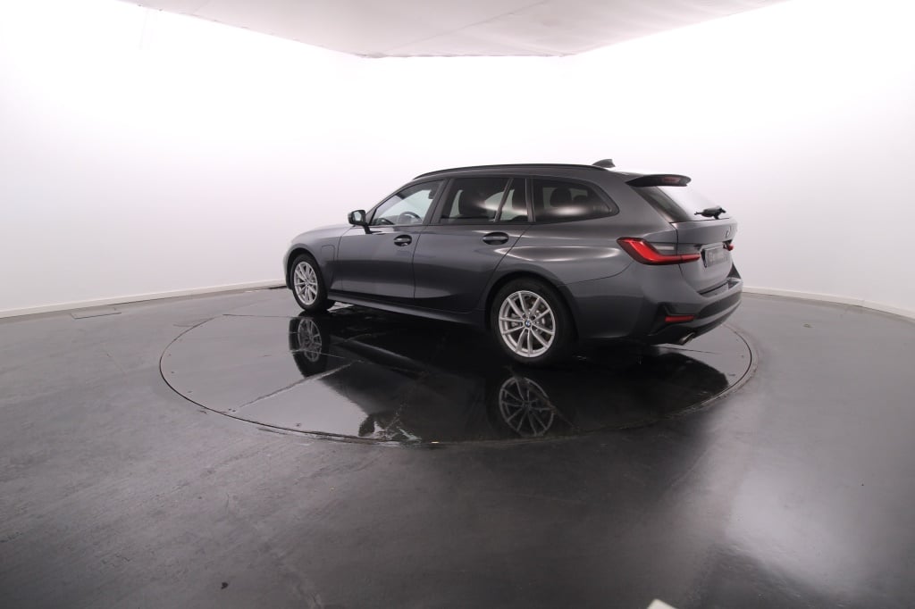 BMW Serie 3 - 330e