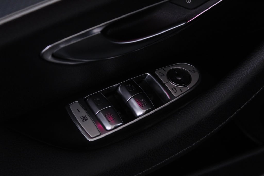 Mercedes-Benz Classe E - 300