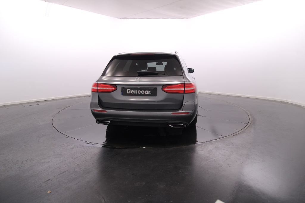 Mercedes-Benz Classe E - 300