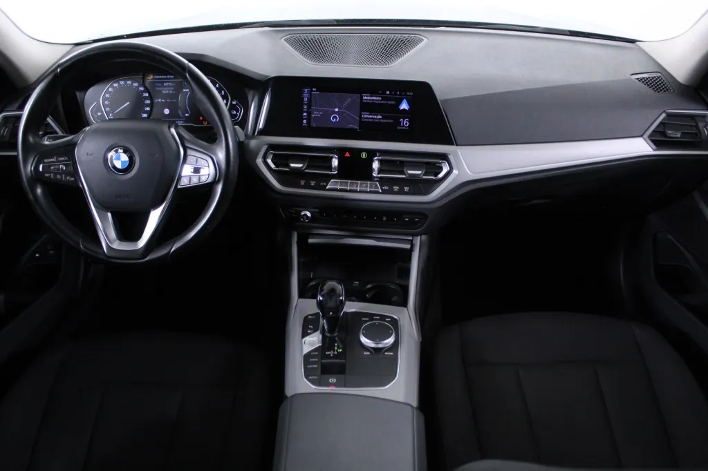 BMW Serie 3 - 330e