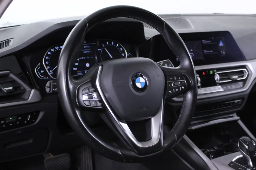 BMW Serie 3 - 330e