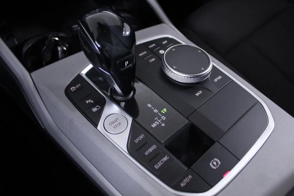 BMW Serie 3 - 330e