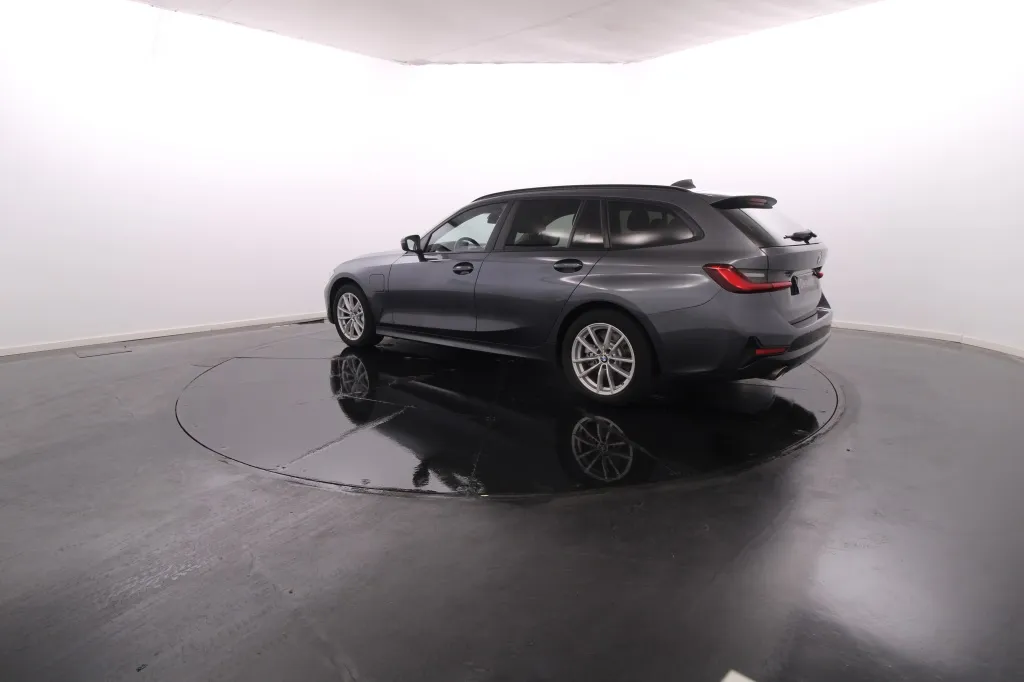 BMW Serie 3 - 330e