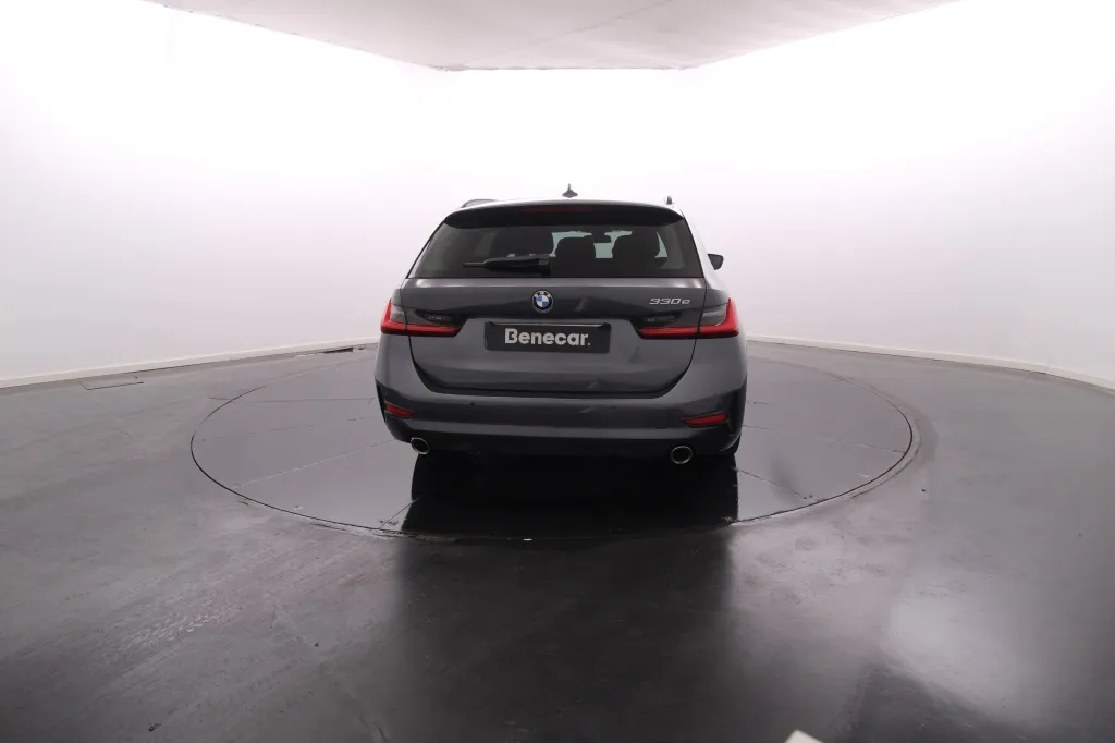 BMW Serie 3 - 330e