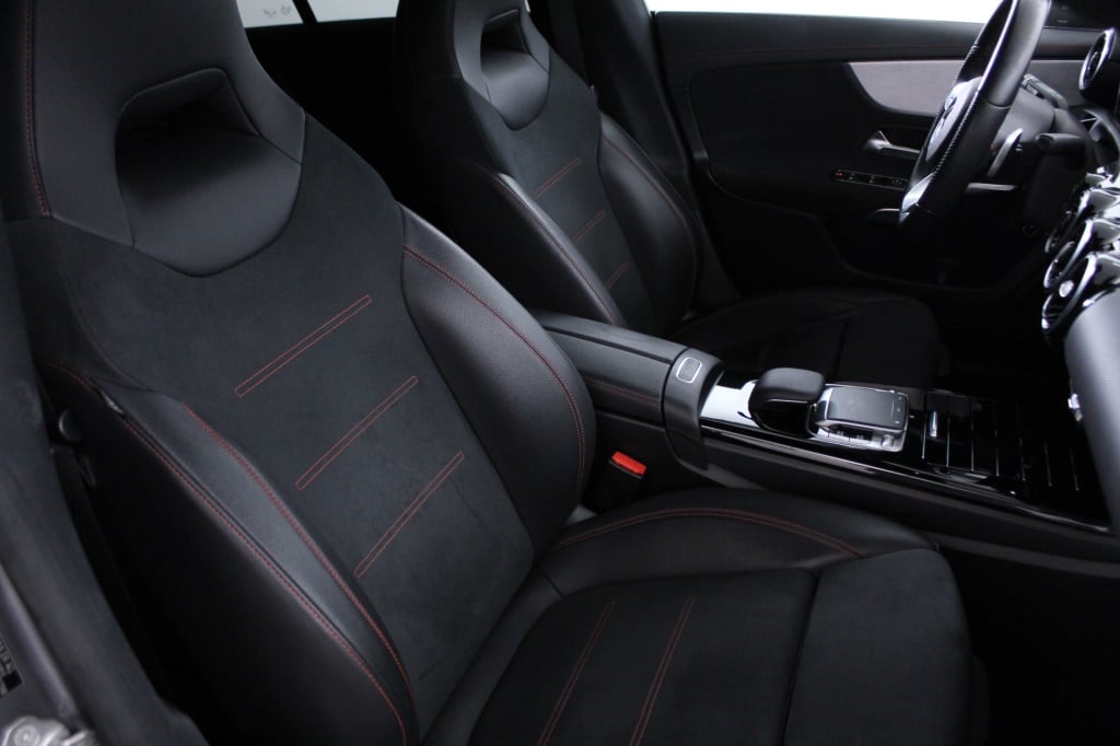 Mercedes-Benz Classe CLA - 180