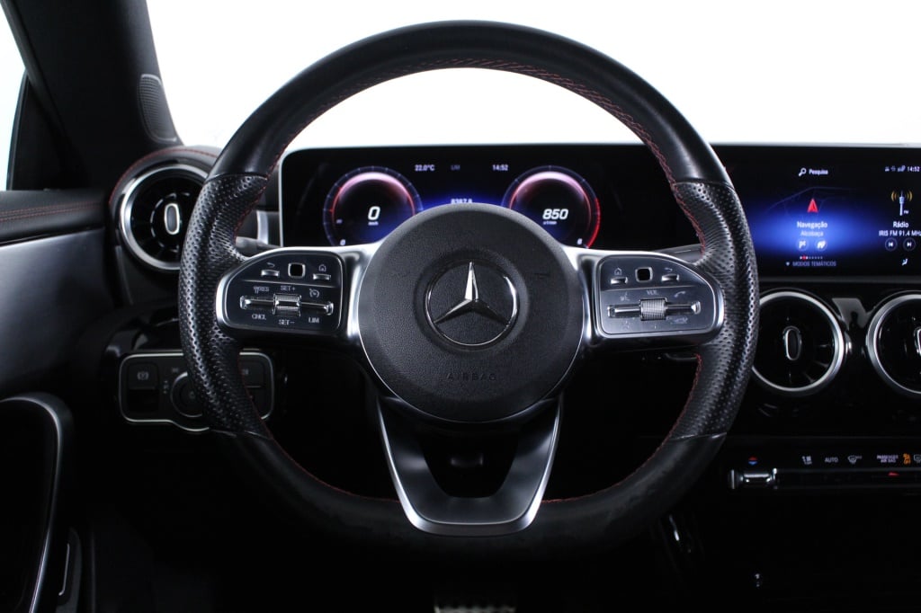 Mercedes-Benz Classe CLA - 180