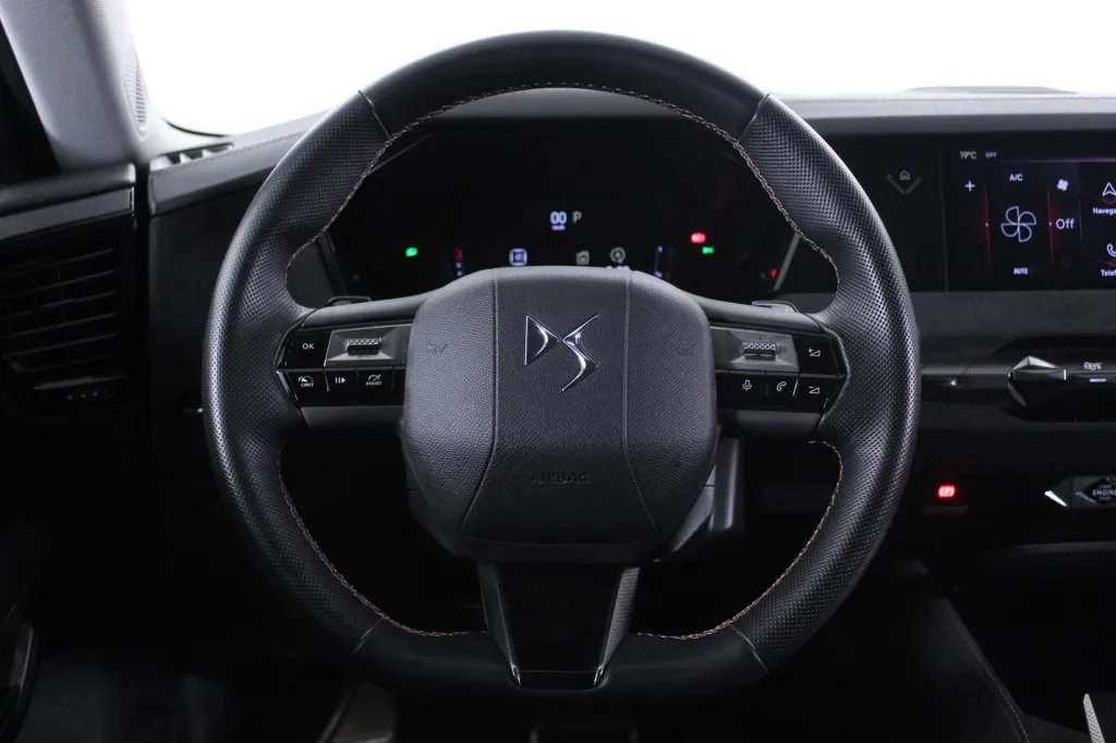 DS DS4
