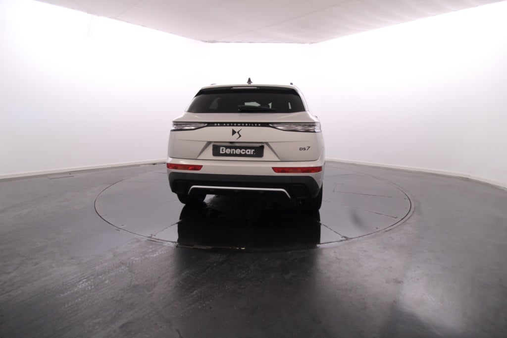 DS DS7